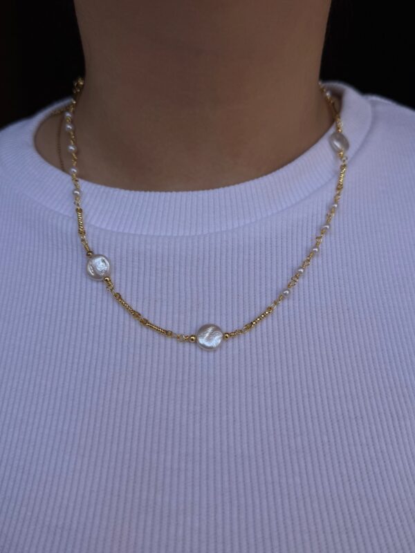Pearly set