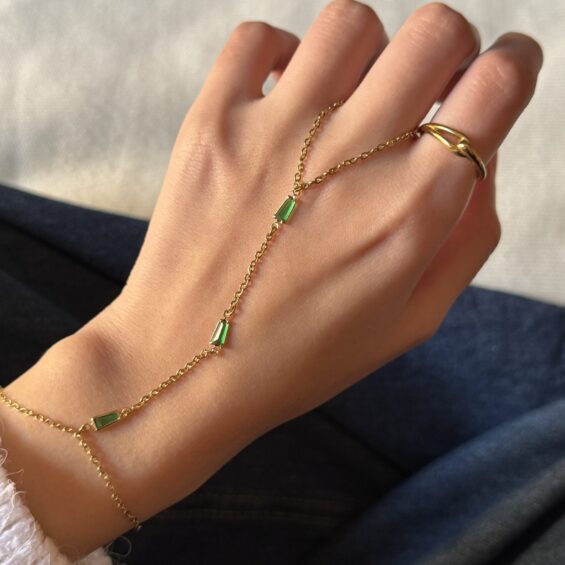 green crystal handchain