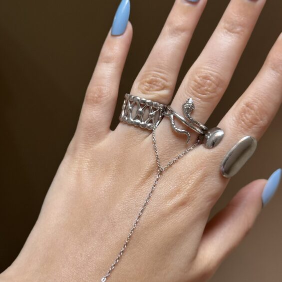 Basic chain in silver