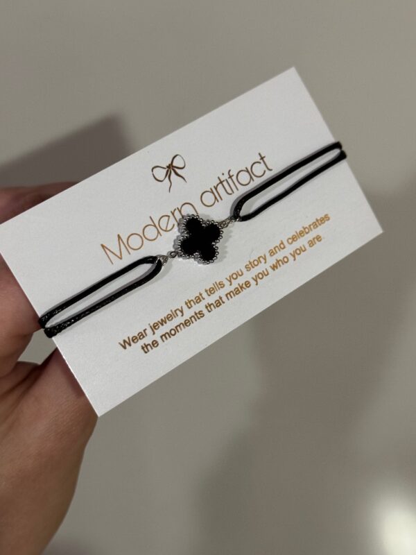 Unisex permanent bracelet