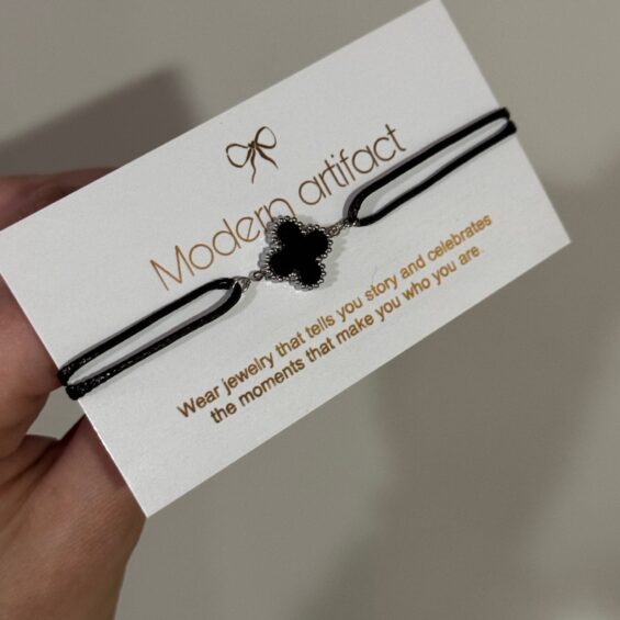 Unisex permanent bracelet