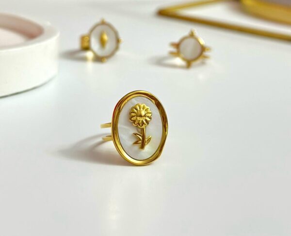Flower Ring