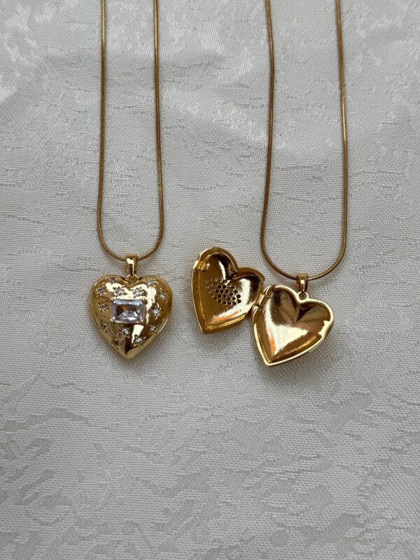 Locket heart necklace