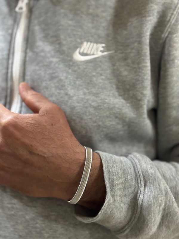 Open silver bracelet