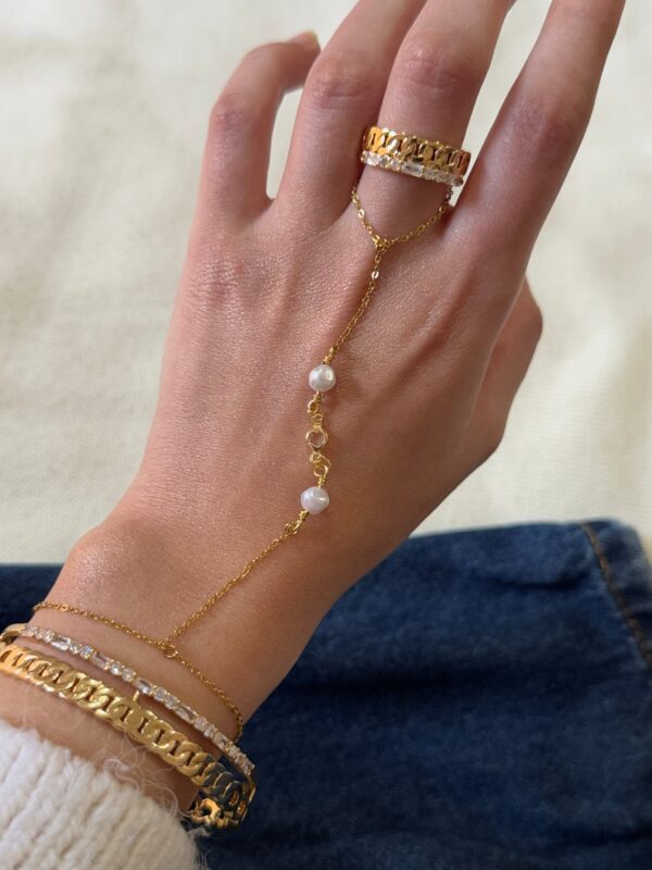 Pearly stone
