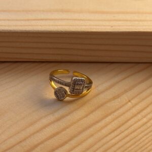Regal Echo Ring