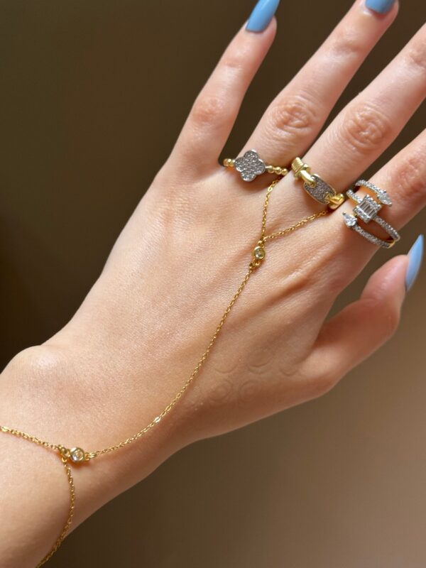 Velvet shine handchain - Image 2
