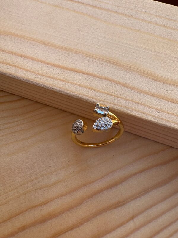 Trinity ring