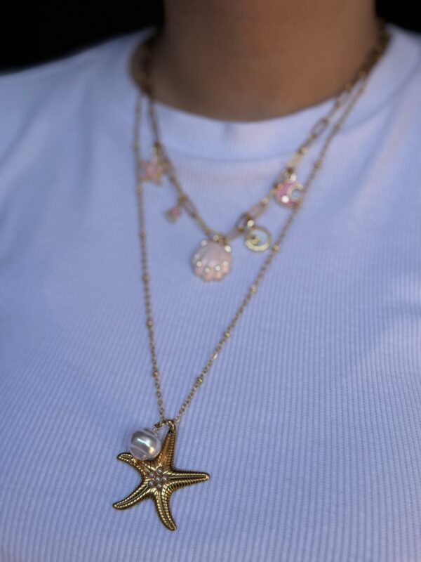 Starfish with pearl necklace