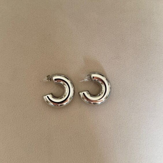 Silver chunky earrings