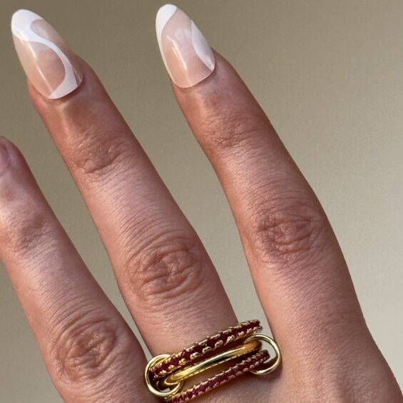 Connected ring in pink